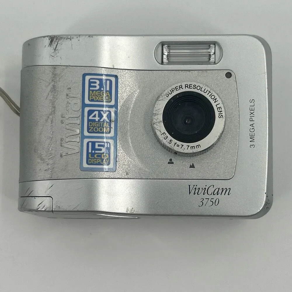 Vivitar ViviCam 3750 3.1 MP Digital Camera - Silver- Tested - Fast Shipping